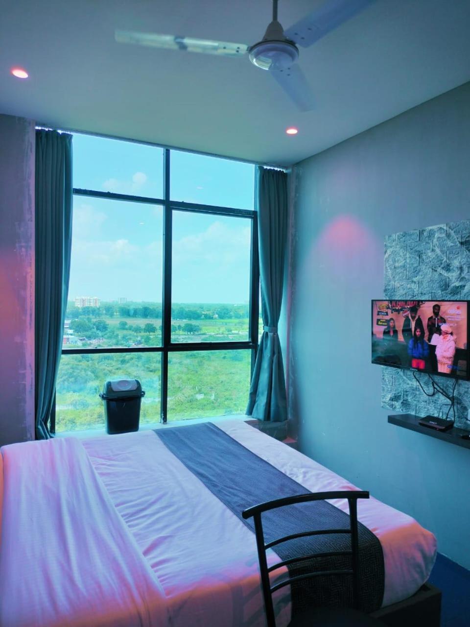 Hotel Kiran 2*