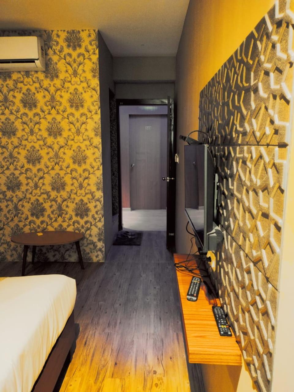 Hotel Kiran Ahmedabad