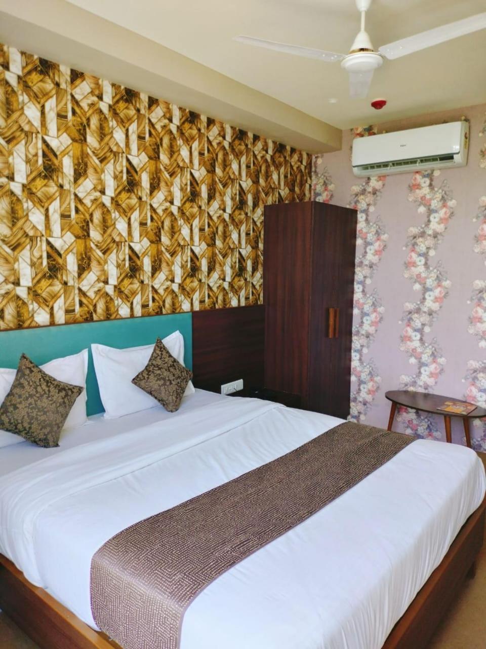 Kiran Hotel Ahmedabad
